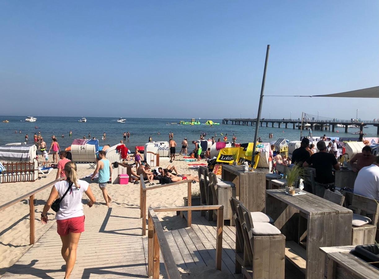 Tiffanys Ferienapartments In Der Privatresidenz Des Plaza Premium Hotel Timmendorfer Strand Buitenkant foto