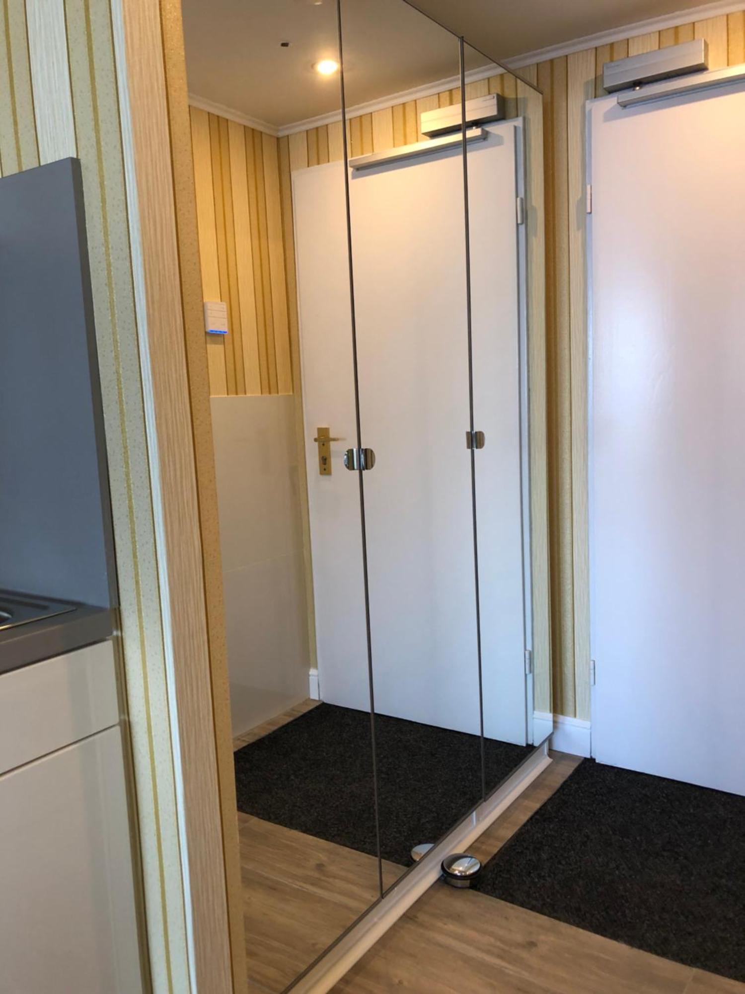 Tiffanys Ferienapartments In Der Privatresidenz Des Plaza Premium Hotel Timmendorfer Strand Buitenkant foto